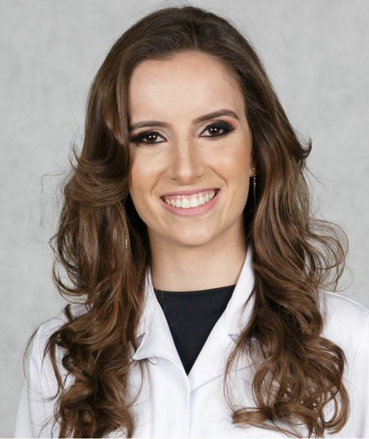 Dra. Thaís Rocha, Cirurgia do Aparelho Digestivo, docente da AproveMED